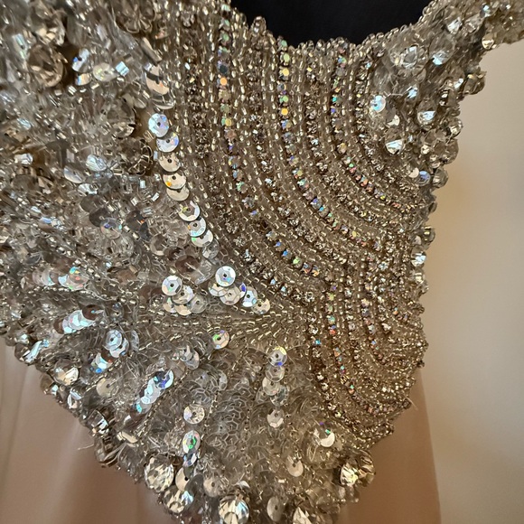 Elegant Beaded Satin Dress - Picture 9 of 10